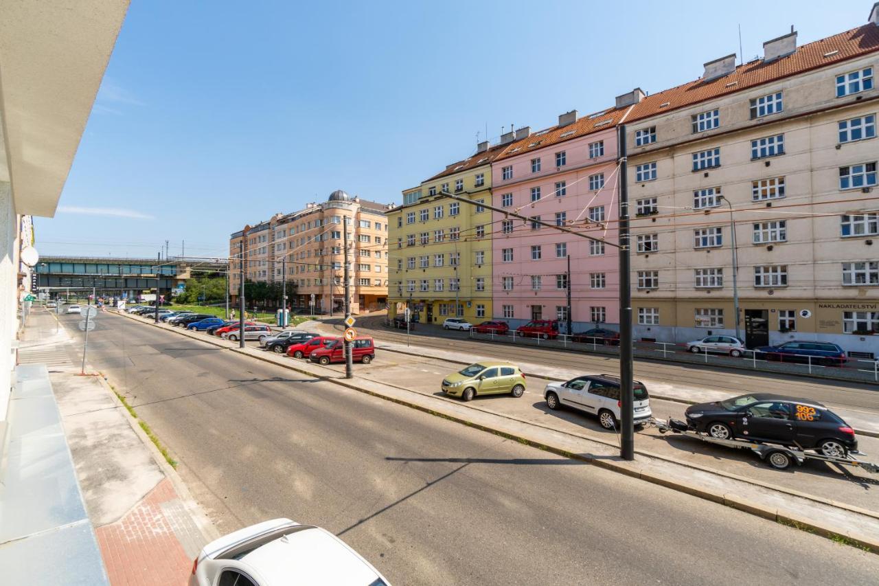 Brand New Two Room Apartment #34 With Free Secure Parking In The Center Praag Buitenkant foto